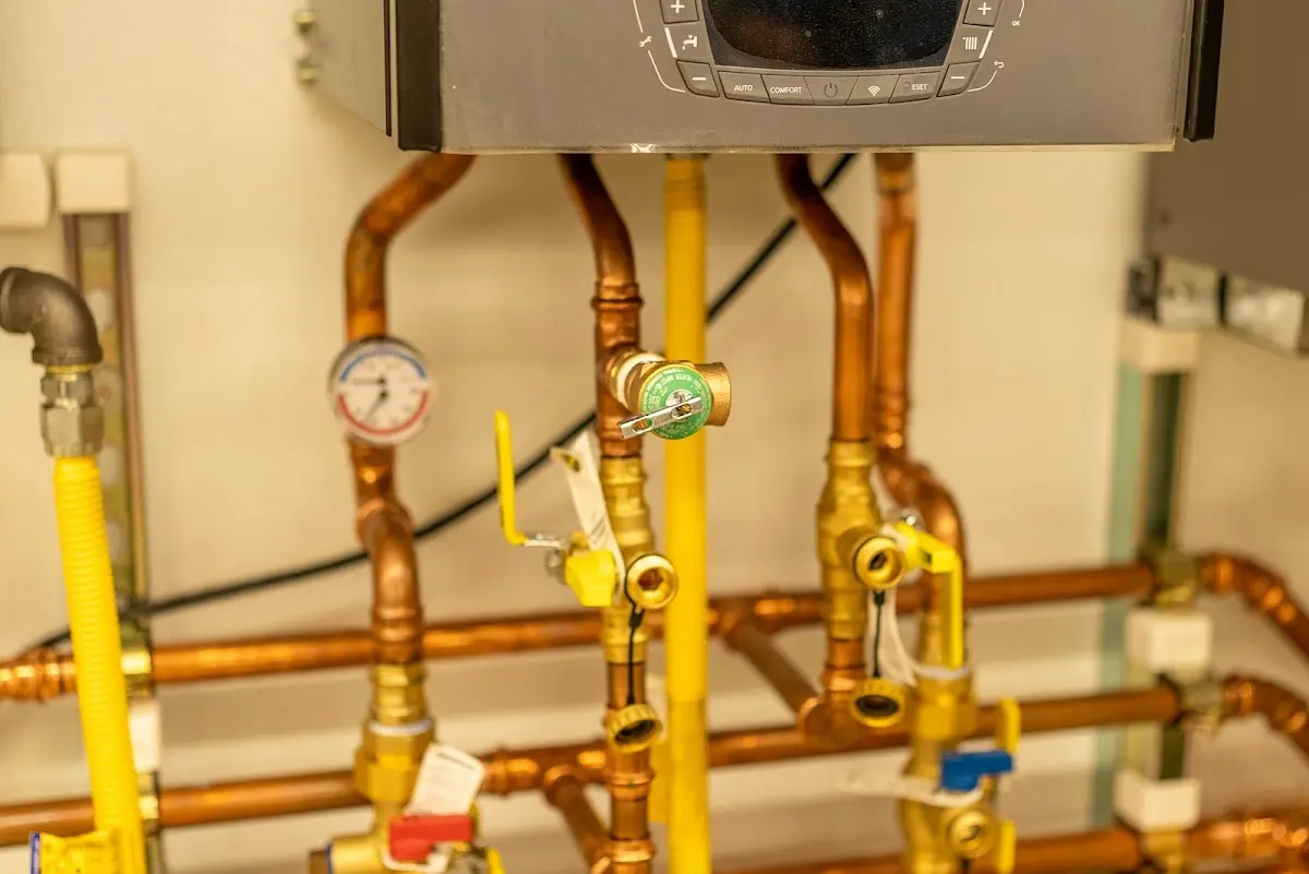 Licensed technician providing Slab Leak Repair for a homeowner in Welby