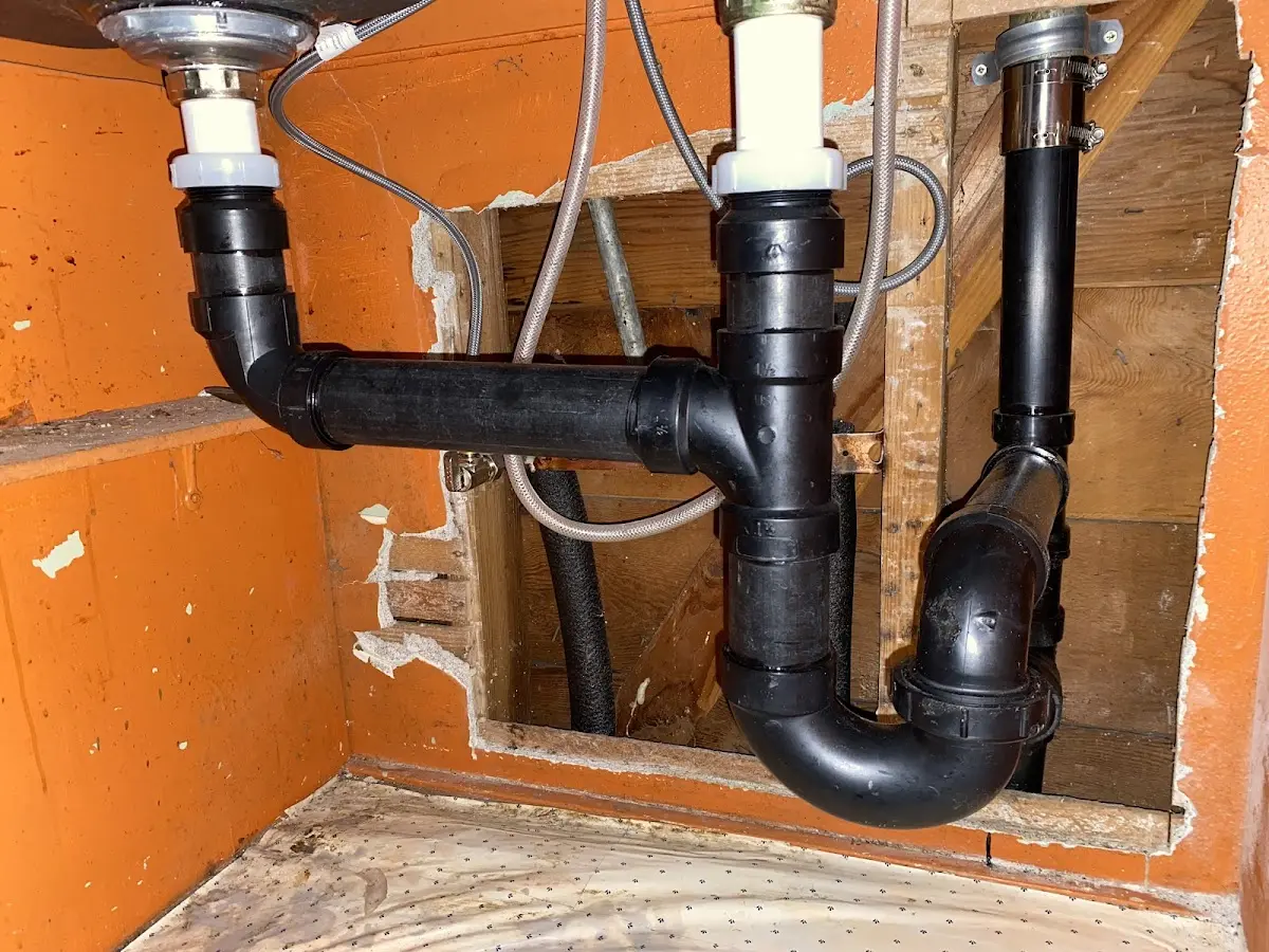 Professional Pipe Bursting equipment and tools on the job in Welby